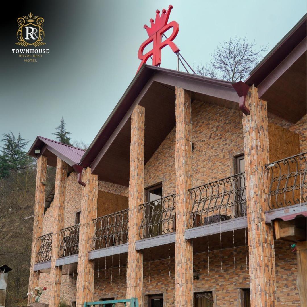 Royal Rest Townhouse Villa Dilijan Eksteriør bilde
