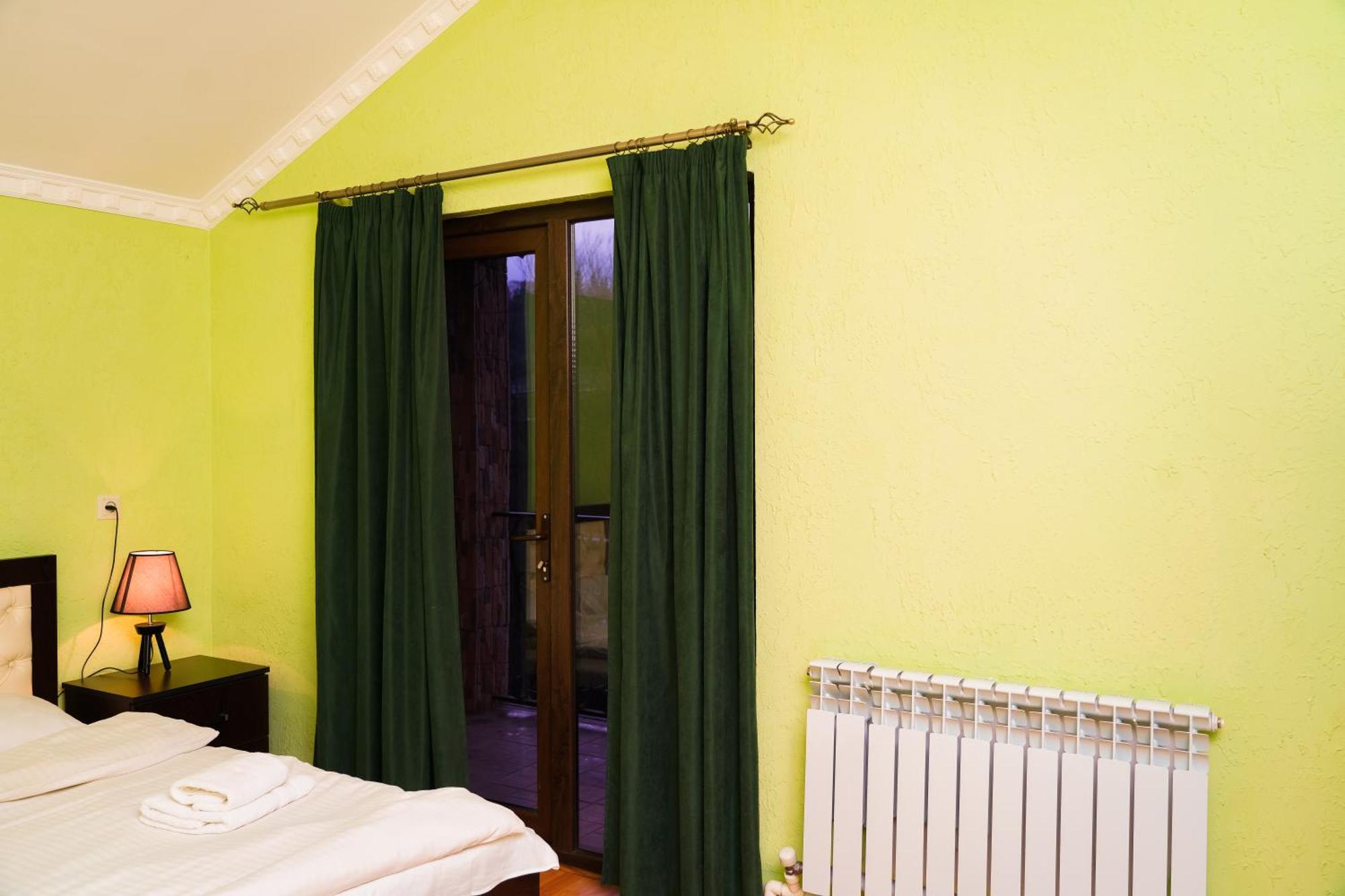 Royal Rest Townhouse Villa Dilijan Eksteriør bilde