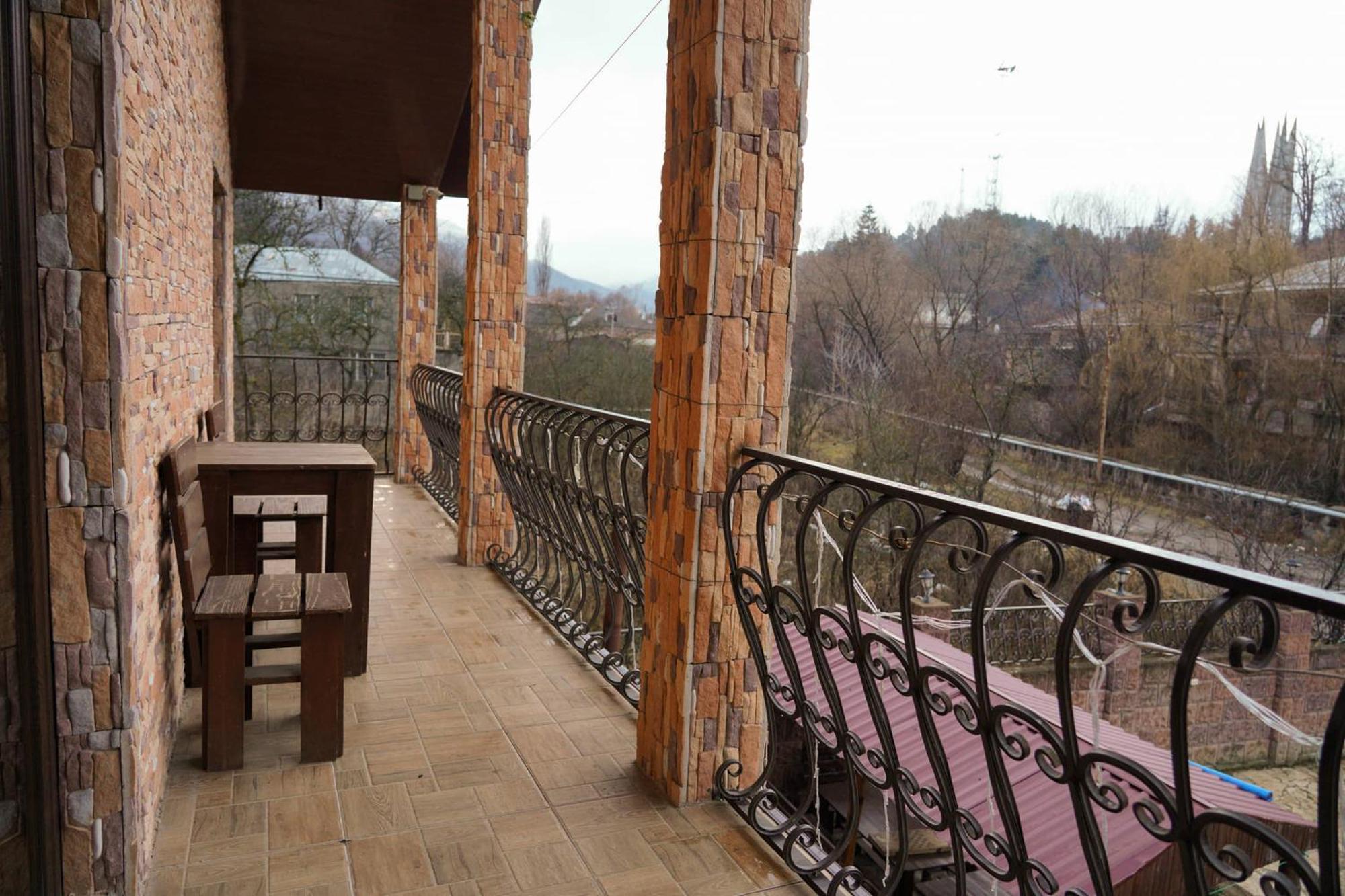 Royal Rest Townhouse Villa Dilijan Eksteriør bilde